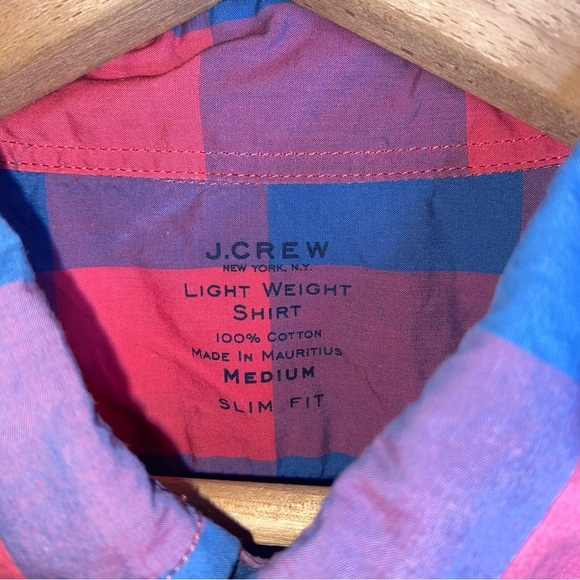 J. Crew Light Weight Size Medium Slim Fit Bold Checkered Shirt in Blue and Pink - Picture 3 of 8